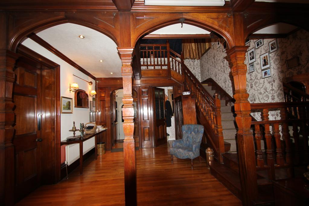 Woodlands Bed & Breakfast Barnt Green Extérieur photo